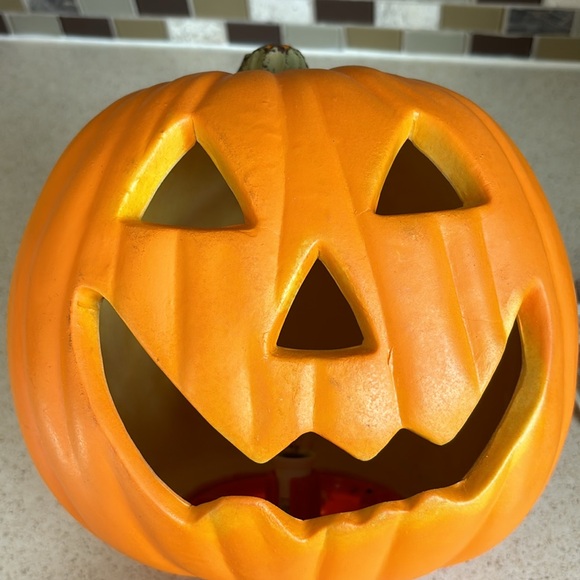 PUMPKIN vtg light w/bulb & plug - Picture 4 of 4